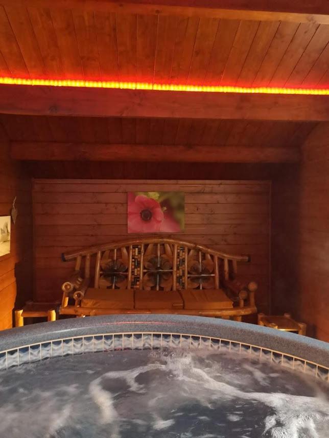 Het Filipijns Slaaphuisje Hooglede Exterior foto